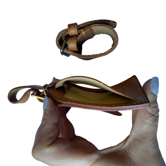 Louis Vuitton Authentic Leather Luggage Tag and Belt Set - Picture 8 of 8